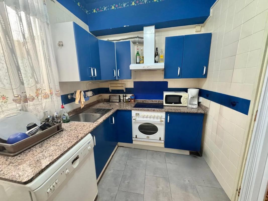 Properties for sale and rent in Spain photo 2