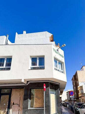 Edificio hotelero en calle San Pascual thumbnail 1