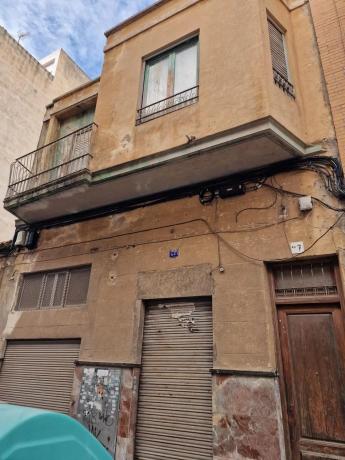 Edificio en Barrio Carrús Este photo 3