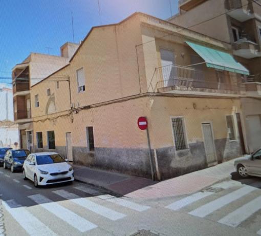 Edificio en Barrio Plaza Crevillente-Juzgados thumbnail 1