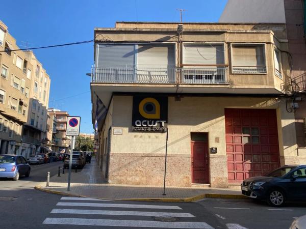 Edificio en Barrio Altabix photo 2