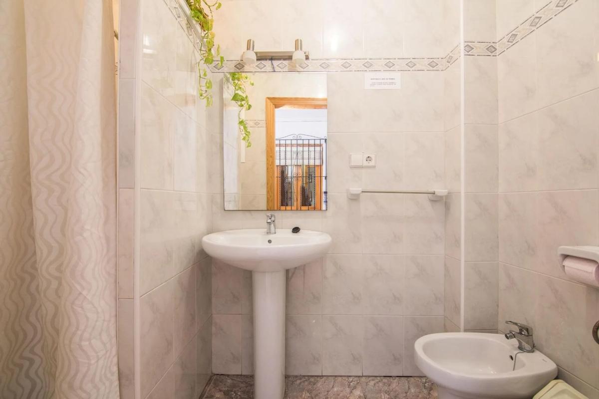 Propiedades en venta y alquiler en España photo 3