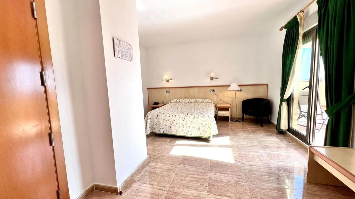 Edificio Residencial de 2075m2 en venta en Alicante / Alacant photo 1