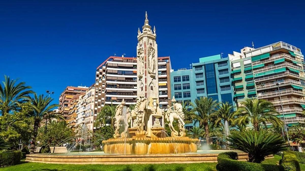 Propiedades en venta y alquiler en España photo 1
