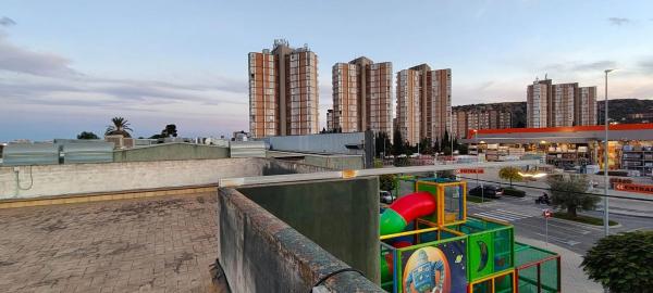 Edificio en avenida de Dénia photo 2