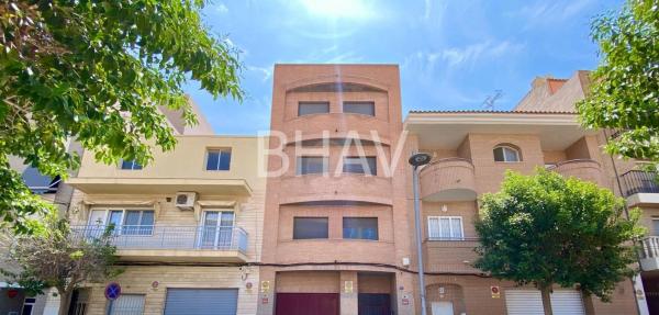 Edificio en Alcalde Felipe Mallol photo 1