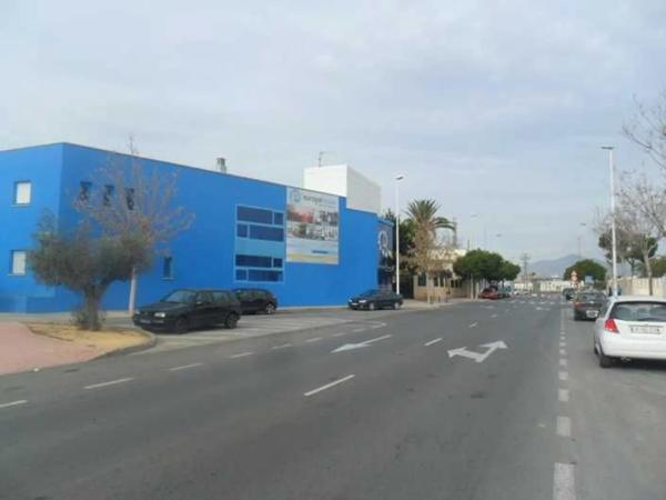 Edificio en calle Decano photo 3