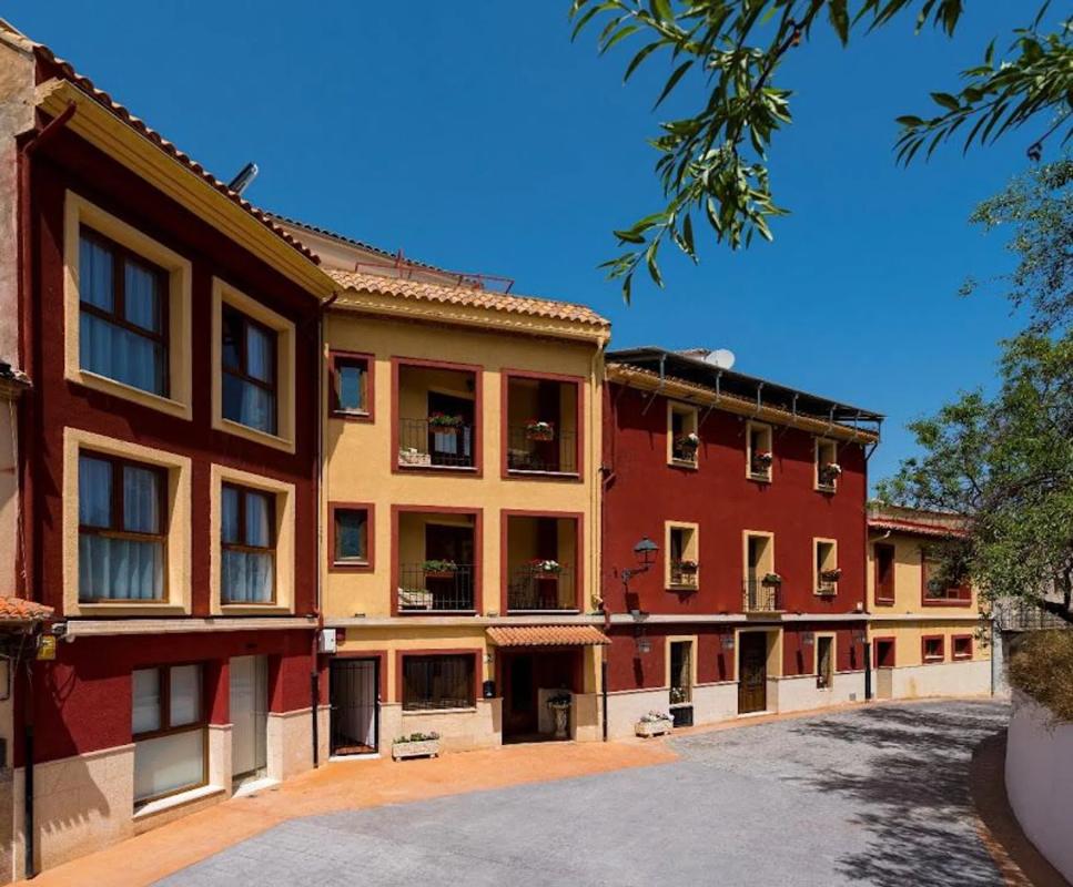 Propiedades en venta y alquiler en España photo 5