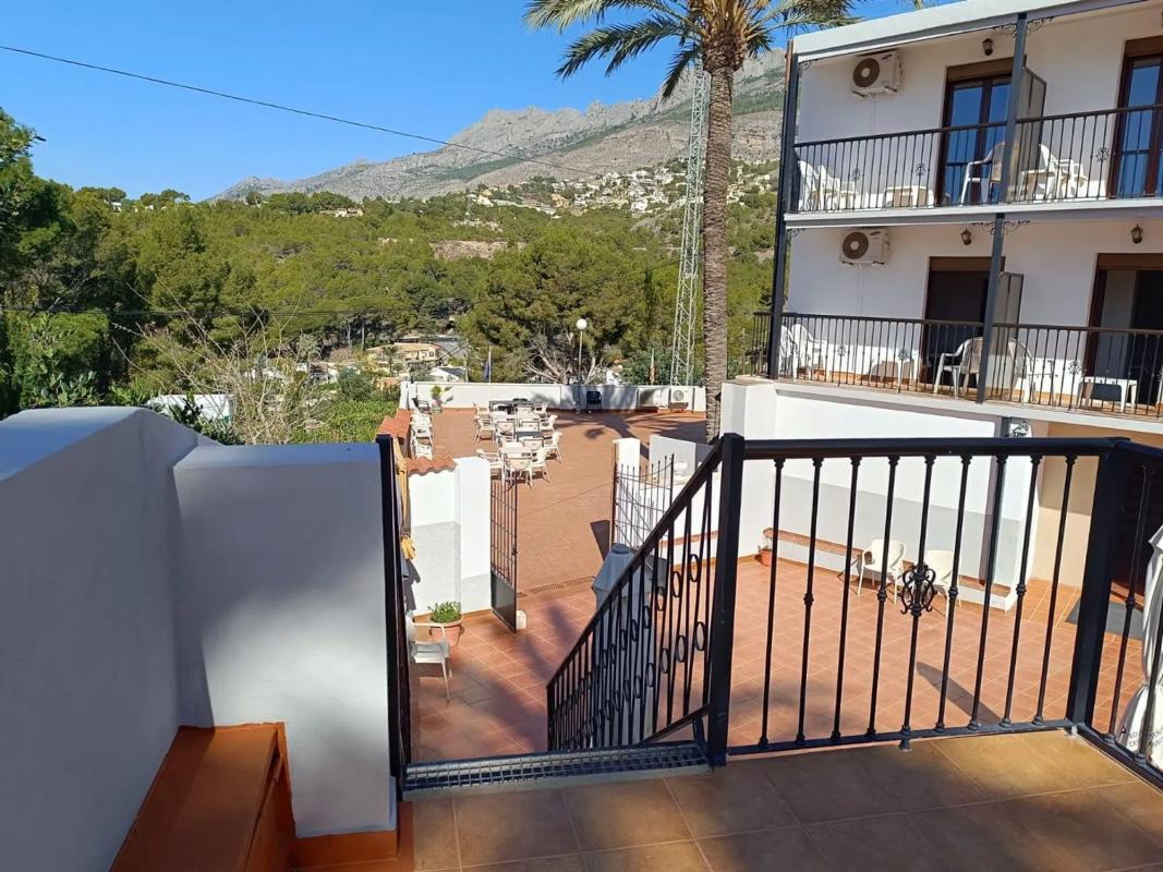 Propiedades en venta y alquiler en España photo 5