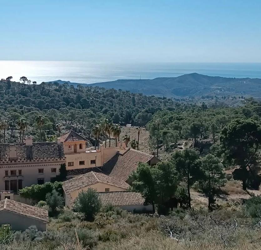 Propiedades en venta y alquiler en España photo 1