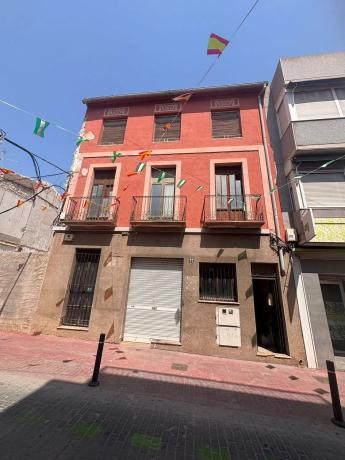 Edificio de uso mixto en calle San Roque, 22 thumbnail 2