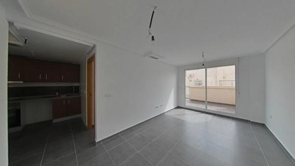 Venta de piso en Calle Maria Parodi, Torrevieja
photo 1
