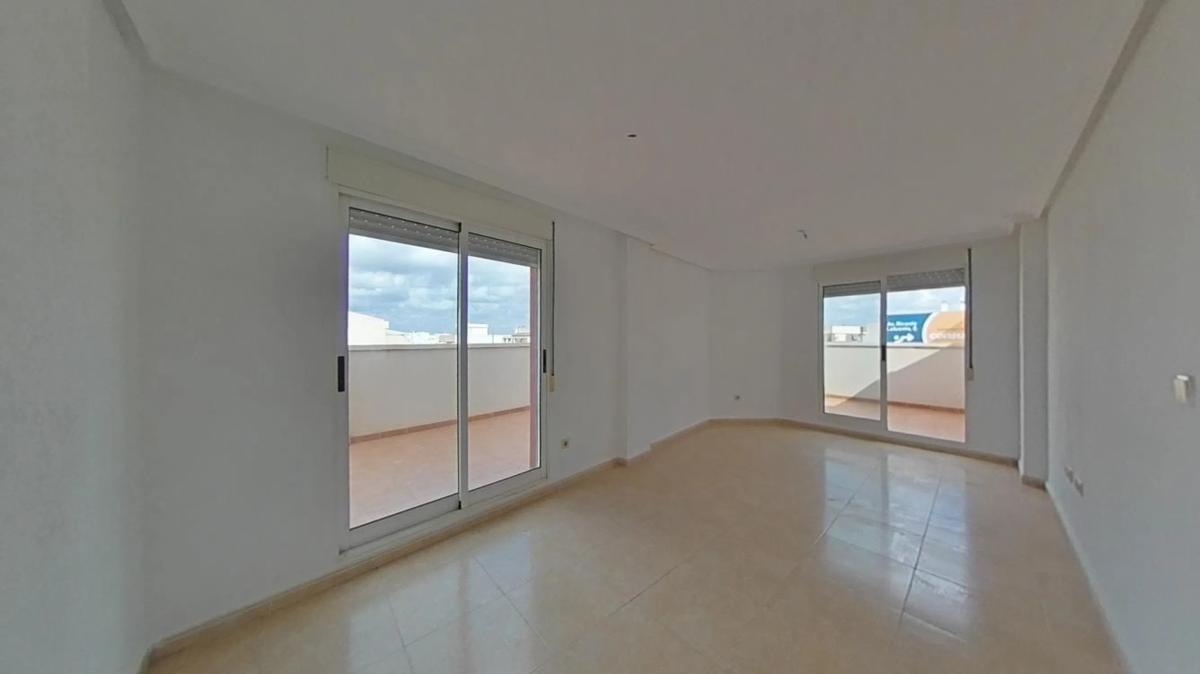 Продажа квартиры на Avenida Diego Ramírez Pastor, Торревьеха
photo 4