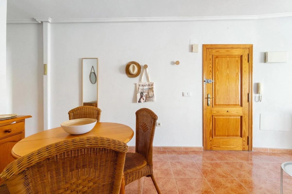 Venta de ático en Calle Maldonado, 40, Torrevieja photo 1