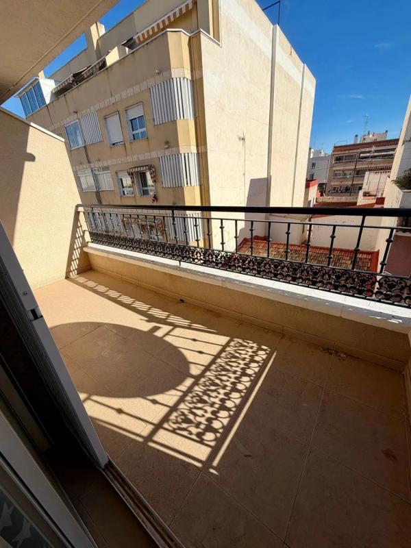 Sale of apartment in Barrio El Molino, Torrevieja
photo 3