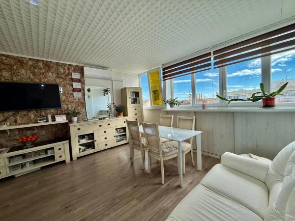 Venta de piso en Calle Joaquín Chapaprieta, Torrevieja
 photo 4
