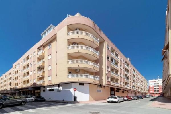 Sprzedaż mieszkania w Calle Bilbao, Torrevieja
 photo 4