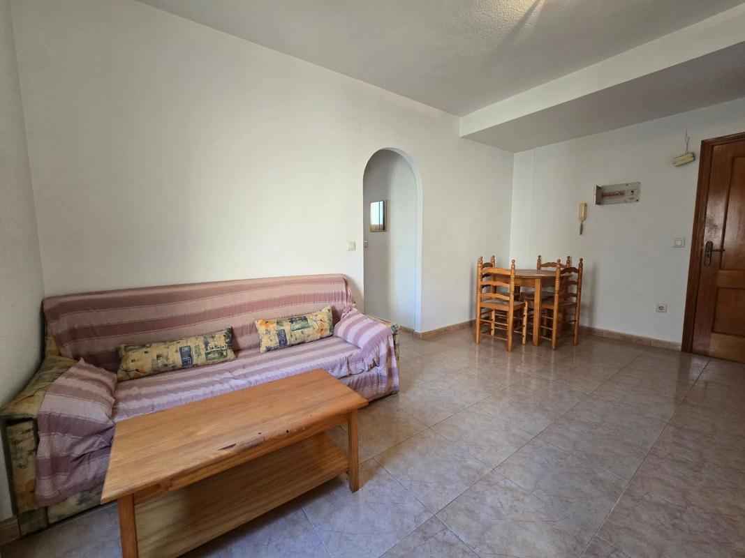 Sale of apartment in CL BILBAO, Torrevieja
 photo 3