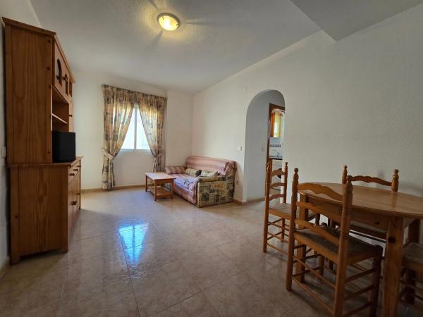Venta de piso en CL BILBAO, Torrevieja
 photo 4