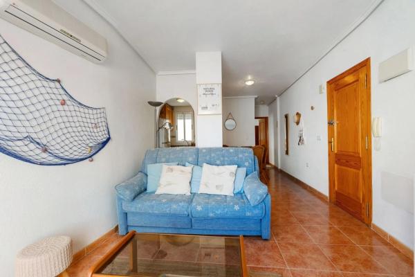 Ático en venta en  Calle Maldonado, Torrevieja photo 2