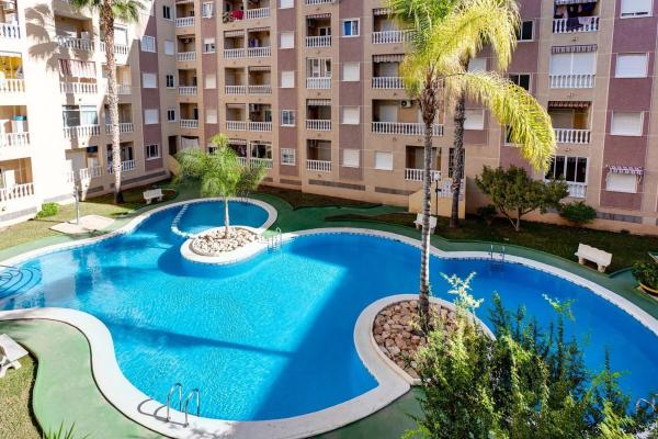 Ático en venta en  Calle San Julián, 46, Torrevieja photo 1
