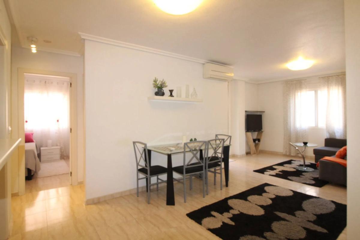 Venta de piso en Barrio El Molino, Torrevieja
photo 5