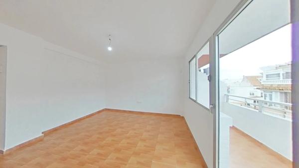 Venta de piso en Barrio Puerto Deportivo, Torrevieja
 photo 1