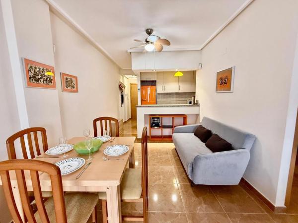 Sprzedaż mieszkania w Calle Joaquín Chapaprieta, Torrevieja
 photo 2