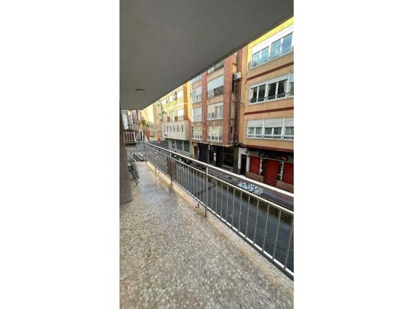Venta de piso en Barrio Centro - Muelle Pesquero, Torrevieja
 photo 4