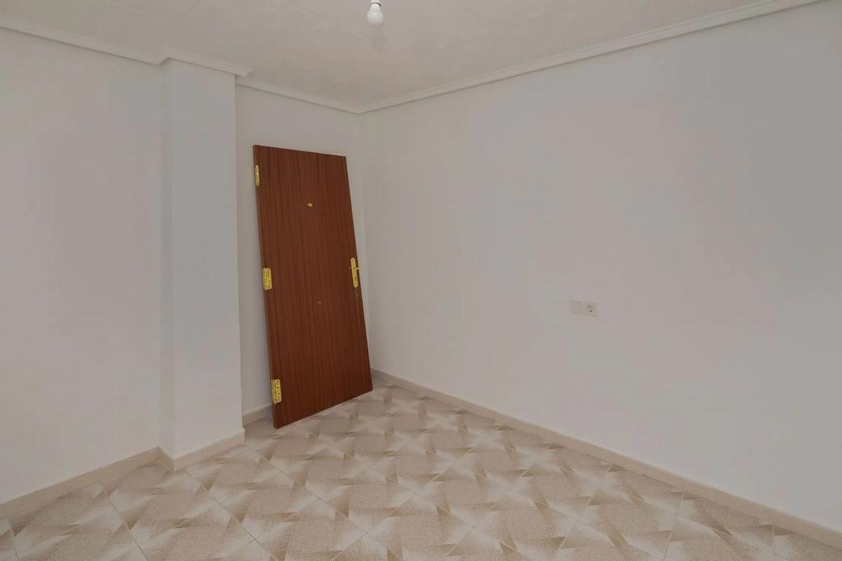 Sprzedaż mieszkania w Calle Apolo, Torrevieja
photo 4