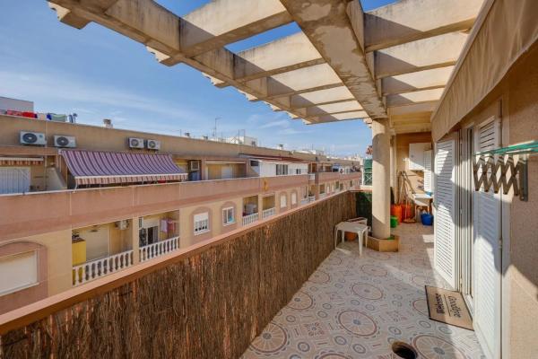 Ático en venta en  Calle del Huerto, 50, Torrevieja photo 3