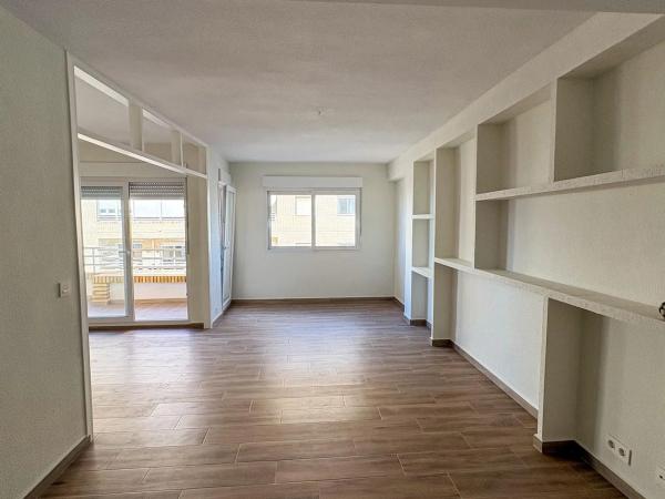 Продажа квартиры на Barrio Puerto Deportivo, Торревьеха
 photo 3