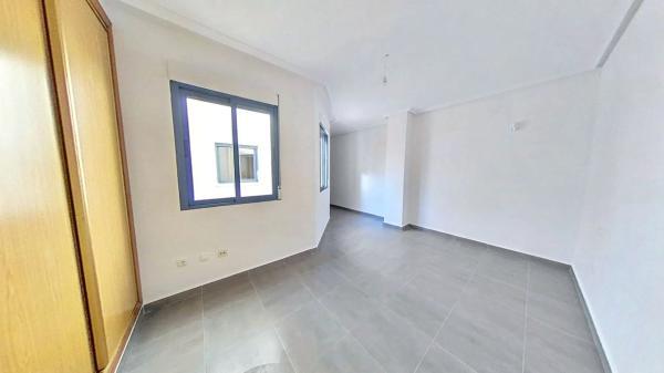Продажа квартиры на Barrio Centro - Muelle Pesquero, Торревьеха
 photo 1
