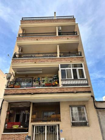 Продажа квартиры на Travesía Santa Trinidad s/n, Торревьеха
 photo 1