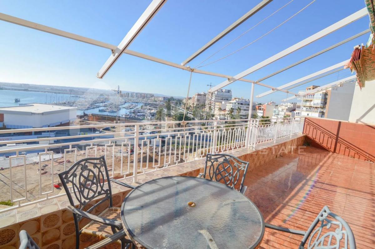 Продажа пентхауса на  Paseo de la Libertad, 2, Торревьеха photo 3