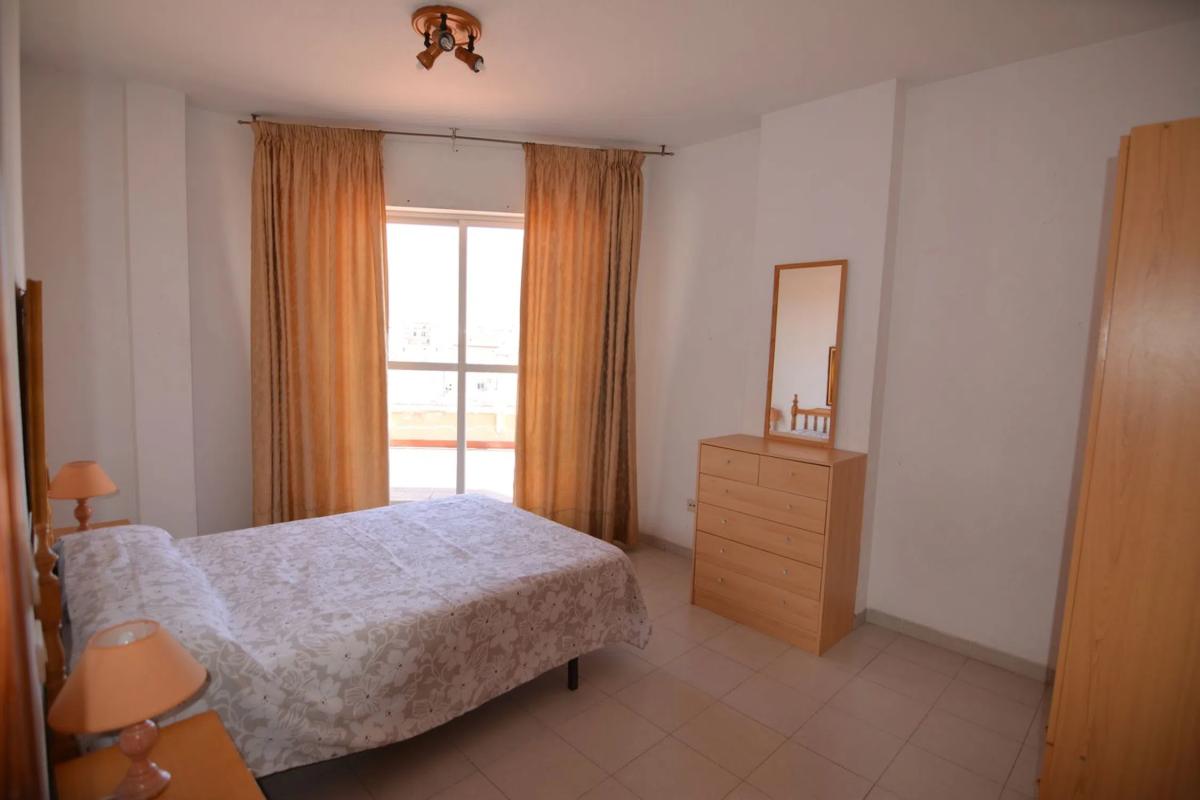 Penthouse sale in Calle Bazan, 35, Torrevieja photo 1
