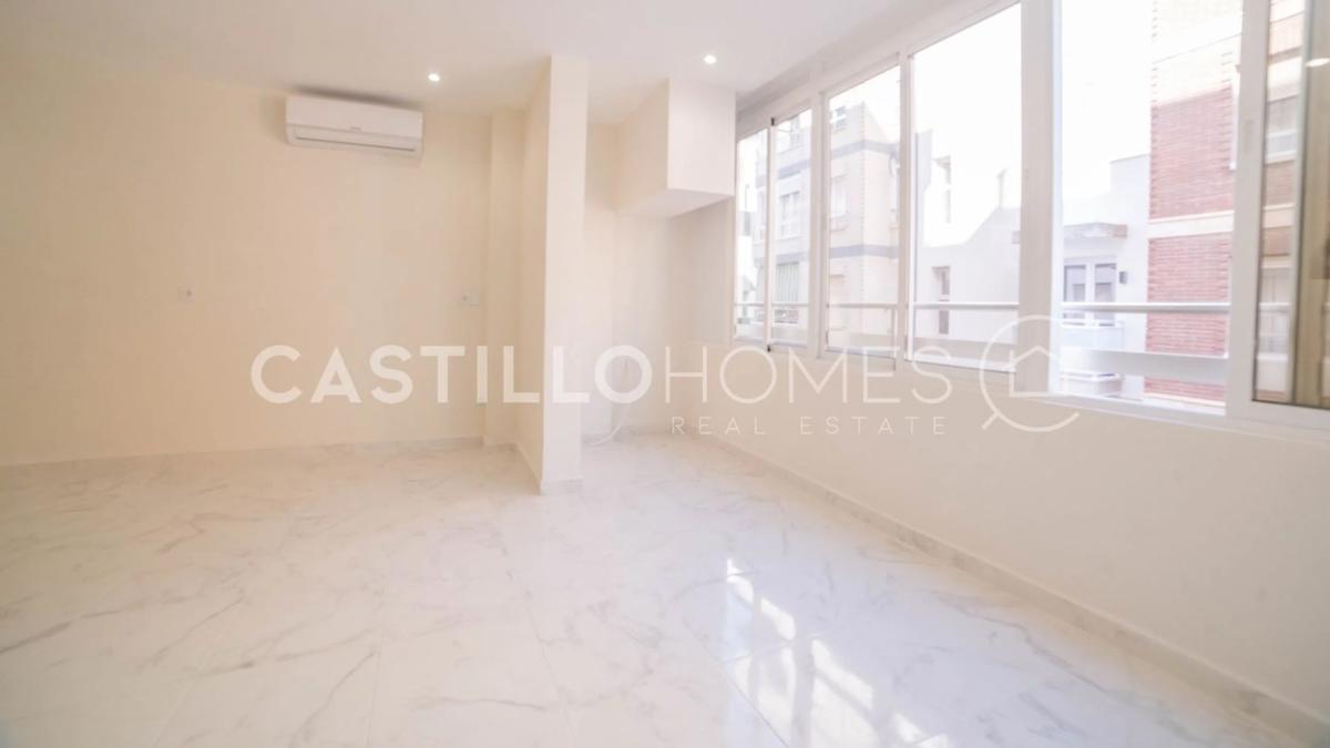 Sprzedaż mieszkania w Calle Clemente Gosálvez, 37, Torrevieja
photo 1