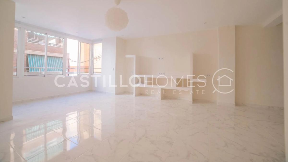 Sprzedaż mieszkania w Calle Clemente Gosálvez, 37, Torrevieja
photo 3
