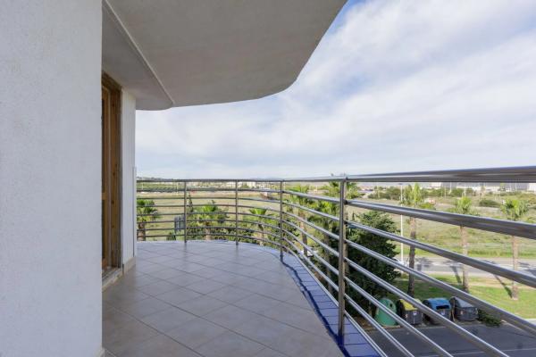 Sale of flat in Calle Francisco Pizarro, Torrevieja
photo 1
