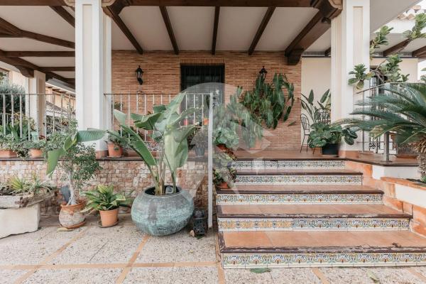 Chalet wolnostojący na sprzedaż w  Barrio La Veleta, Torrevieja photo 3