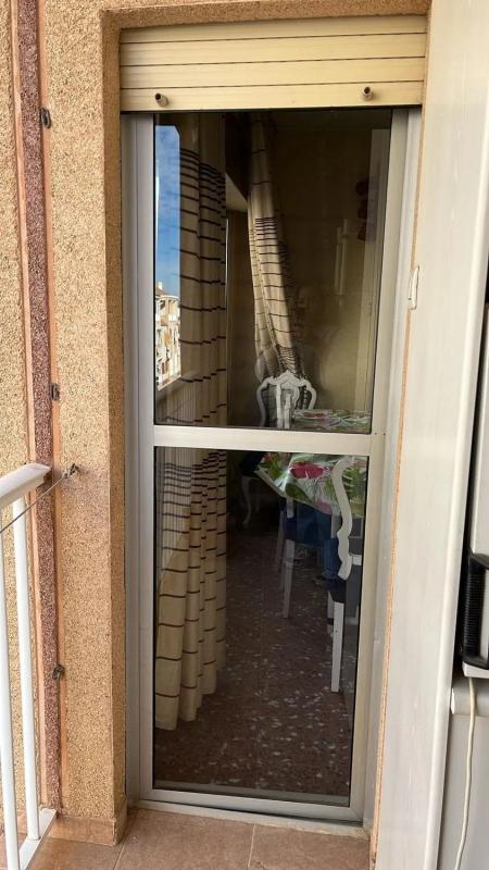 Sprzedaż mieszkania w CL RAFAL, 24, Torrevieja
 photo 3