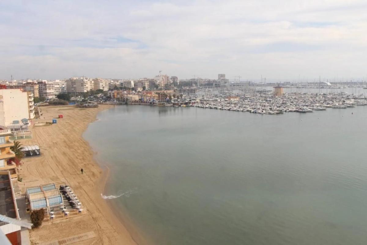 Sprzedaż mieszkania w Avenida Doctor Gregorio Marañón, Torrevieja
 photo 2