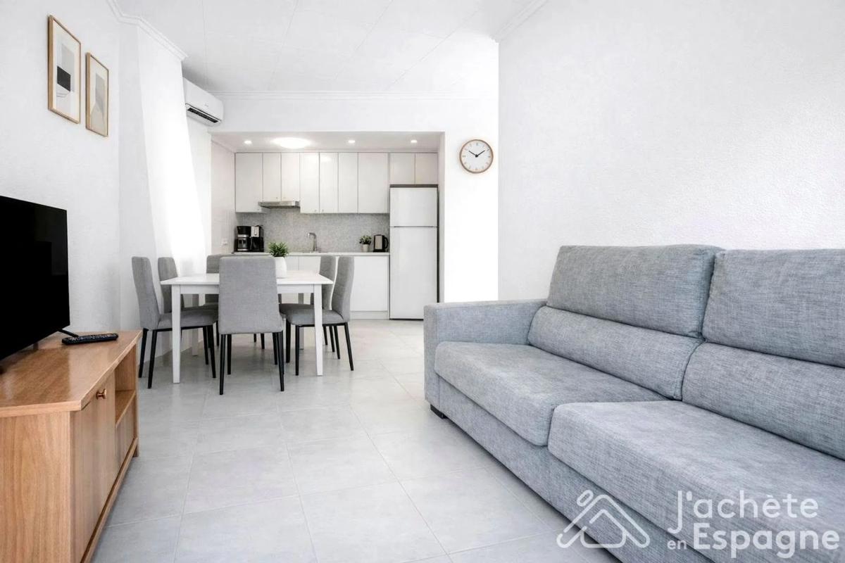 Sprzedaż mieszkania w Calle Doña Sinforosa, Torrevieja
 photo 4