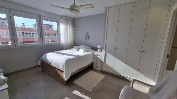 Sale of flat in Avenida Doctor Gregorio Marañón, Torrevieja
photo 1