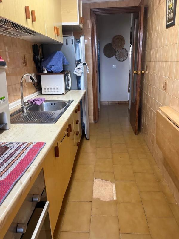 Venta de piso en Calle Almoradí, Torrevieja
photo 1