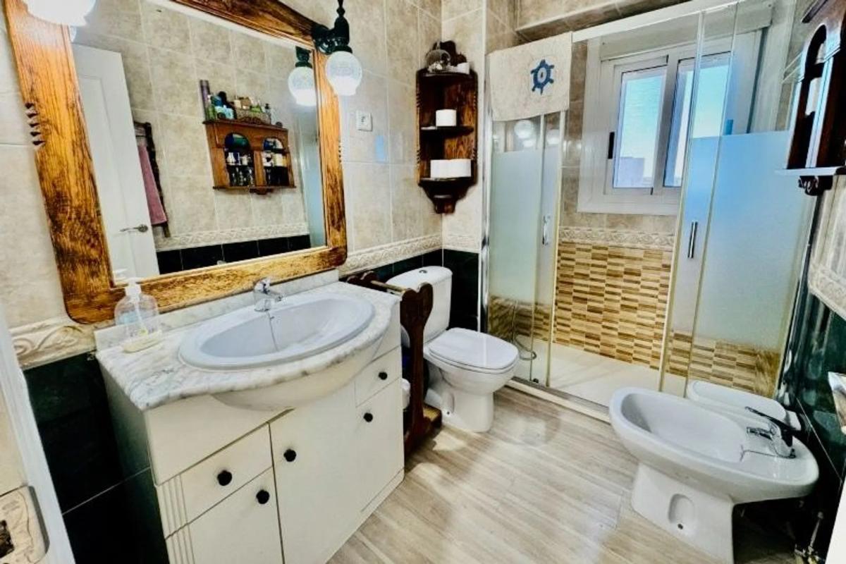 Venta de duplex en Barrio Gaspar Perrelló, Torrevieja photo 2