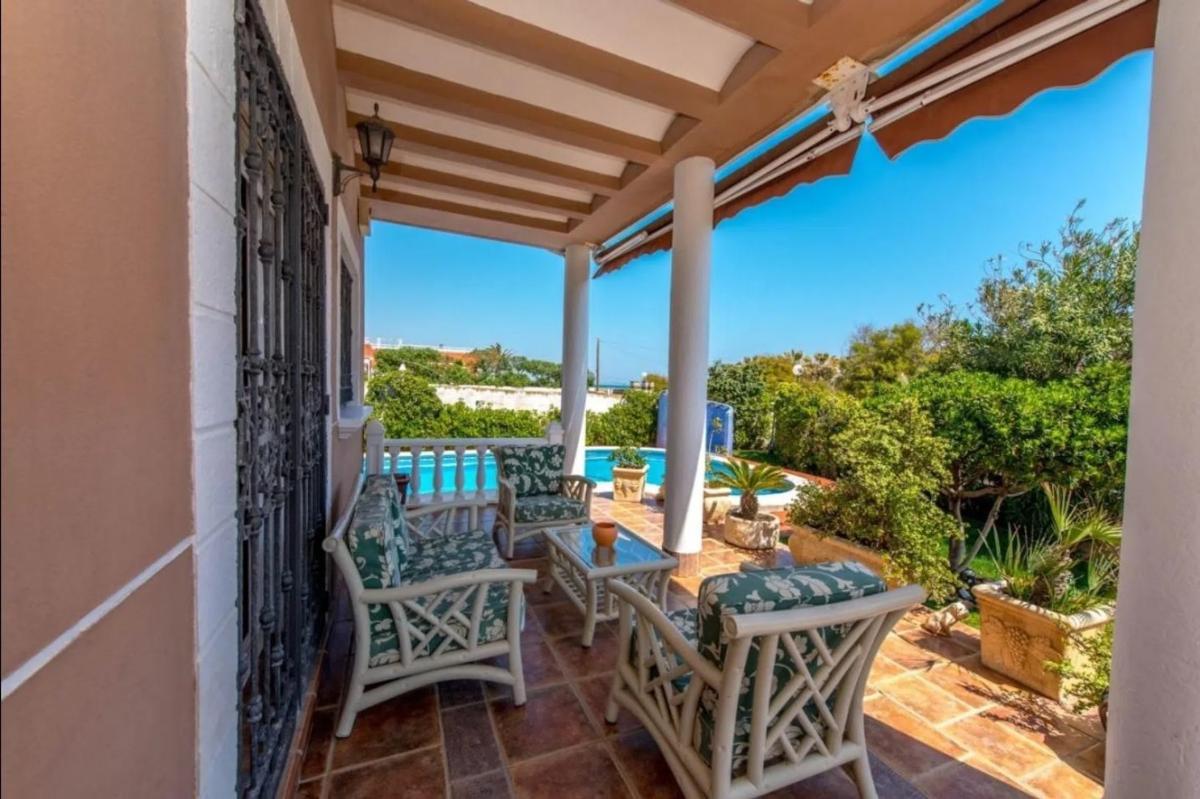 Venta de chalet independiente en Calle de los Hibiscus, Torrevieja
photo 5