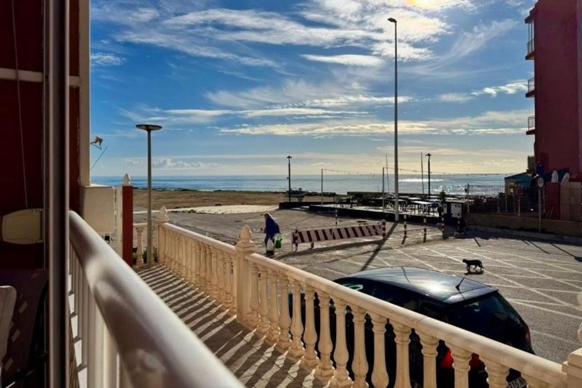Sprzedaż mieszkania w Barrio Gaspar Perrelló, Torrevieja
 photo 2