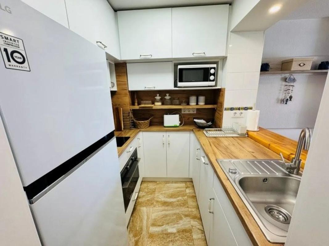 Sale of townhouse in 28HX+PAG , Torrevieja photo 3