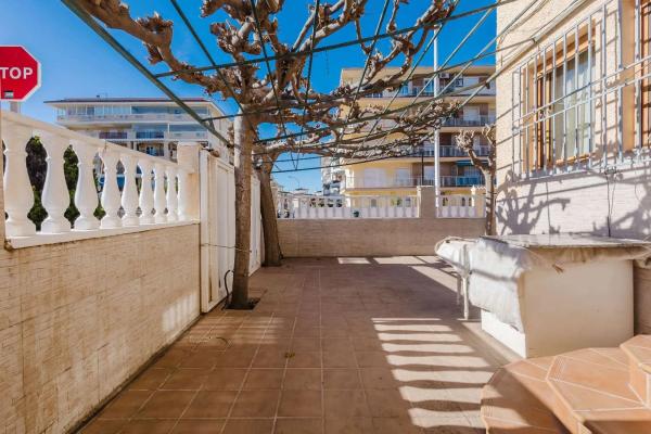 Продажа квартиры на Avenida de Francia, Торревьеха
photo 1